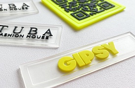 Этикетки из ПВХ