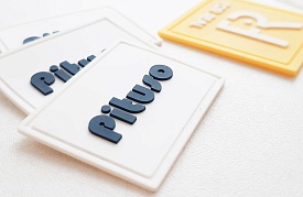 Этикетки из ПВХ 